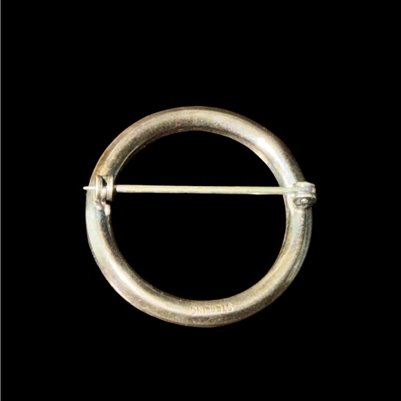 Vintage Sterling Silver Circle Channel Set Crystals Brooch - Picture 4 of 4